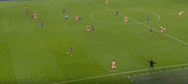 冠小组赛, 阿森纳和国, 拉亚 冠小组赛, 阿森纳和国, 拉亚